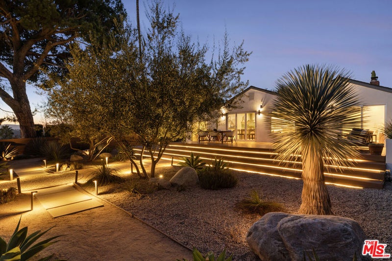 1323 Montecito Circle