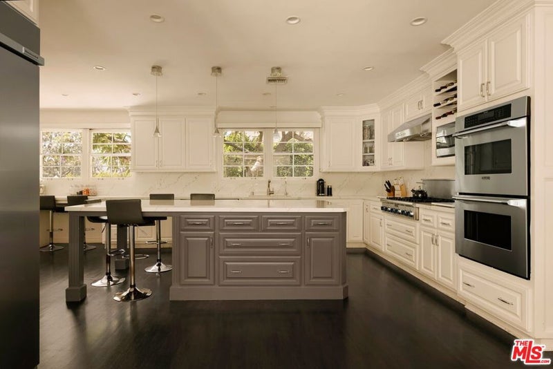1409 Club View Drive