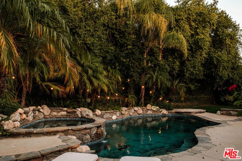5744 Hempstead Drive