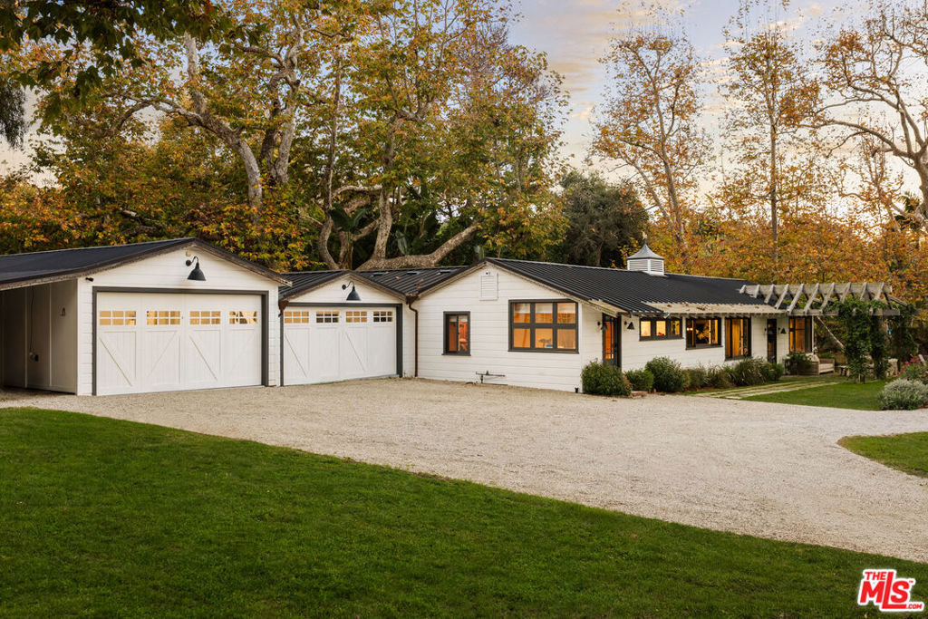 6332 Busch Drive