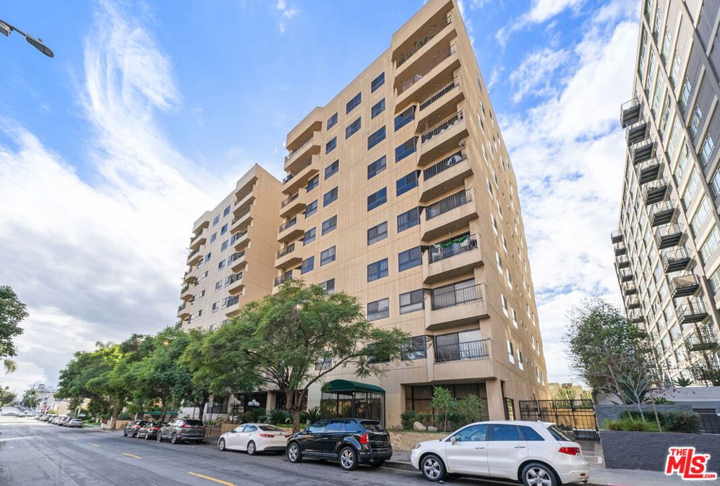 727 S Ardmore Avenue 1002