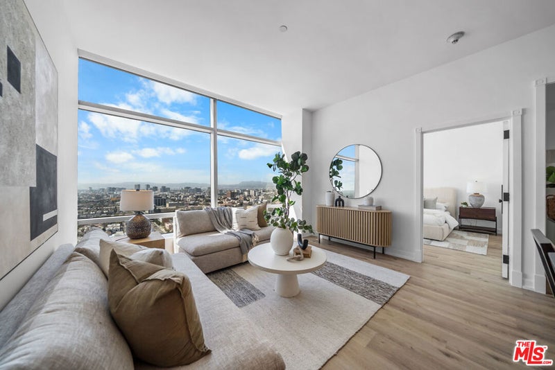 900 W Olympic Boulevard 27D