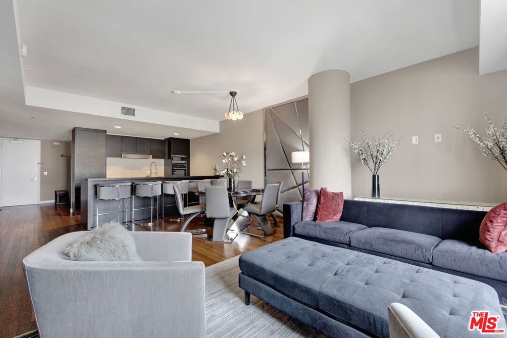 6250 Hollywood Boulevard 6F