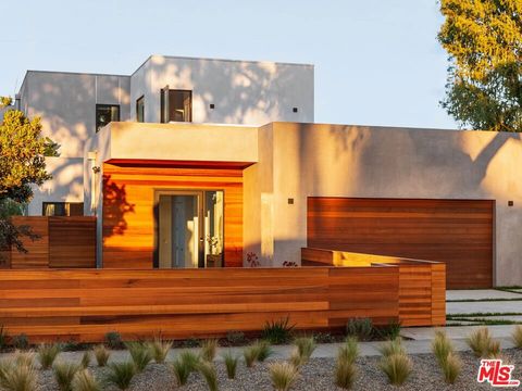 4160 Keystone Avenue Culver City CA 90232