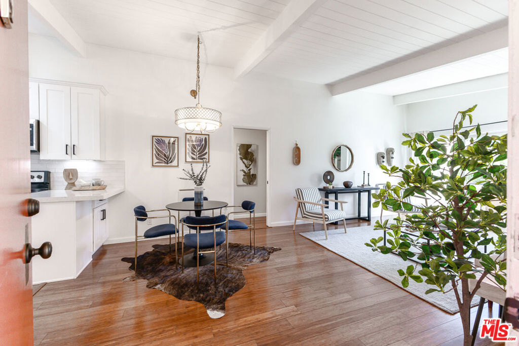 12014 Kling Street 18