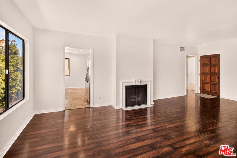 3271 Sawtelle Boulevard 204