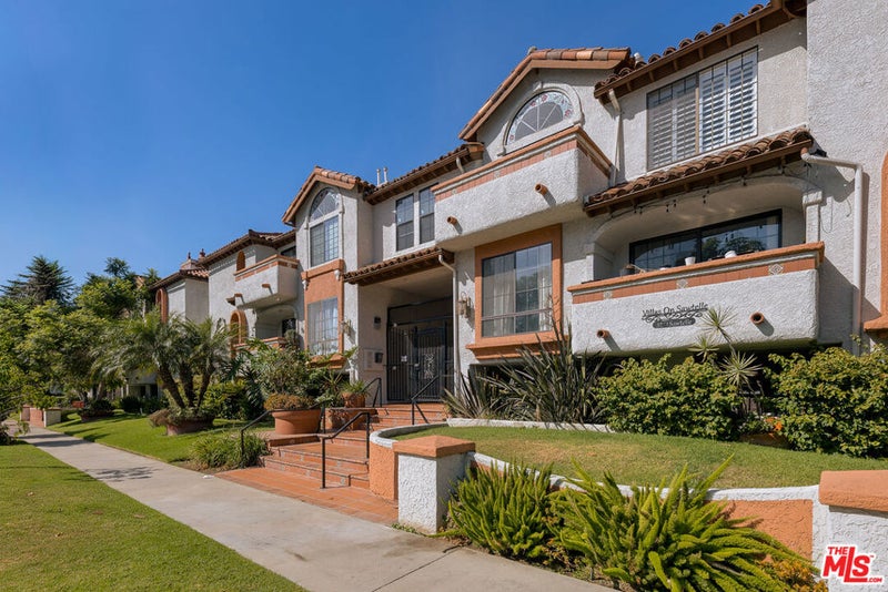 3271 Sawtelle Boulevard 204