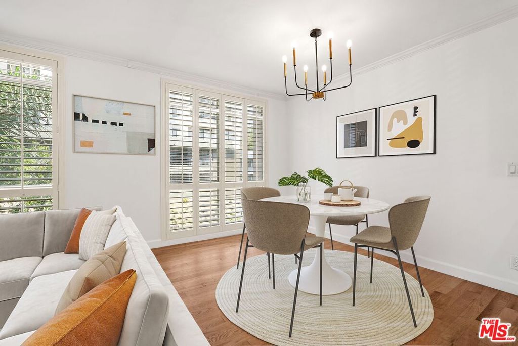 7270 Hillside Avenue 302