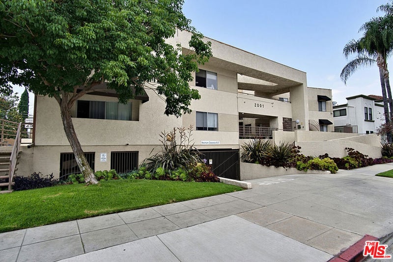 2005 Grismer Avenue