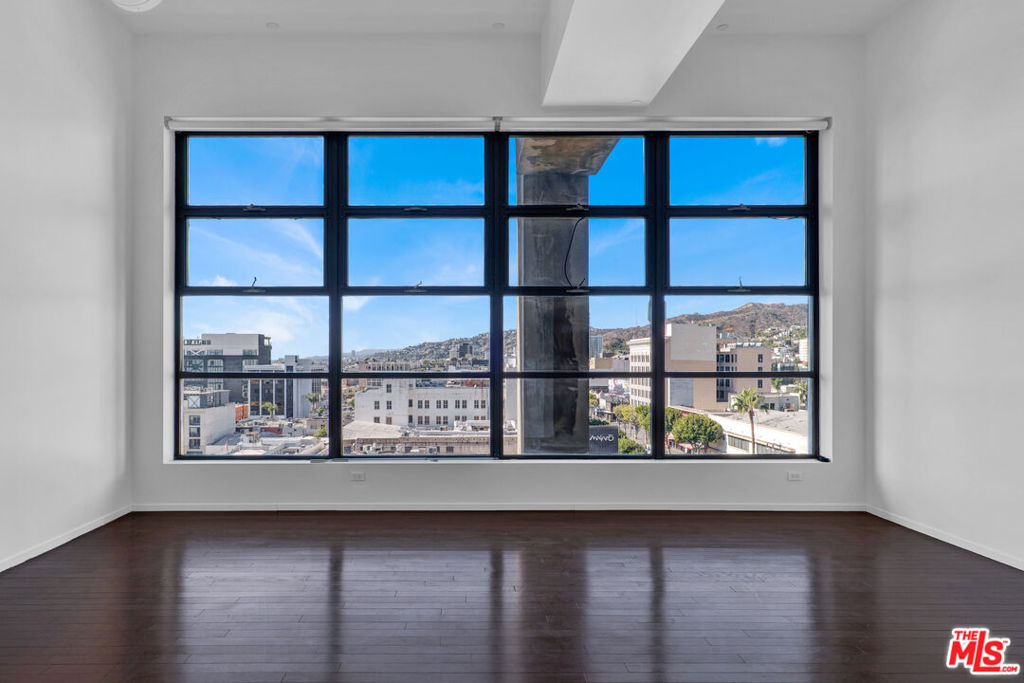1645 Vine Street 711