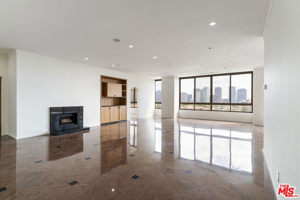 10430 Wilshire Boulevard 606
