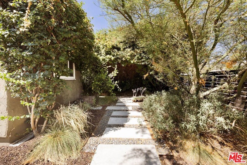 1211 N Avenue 54