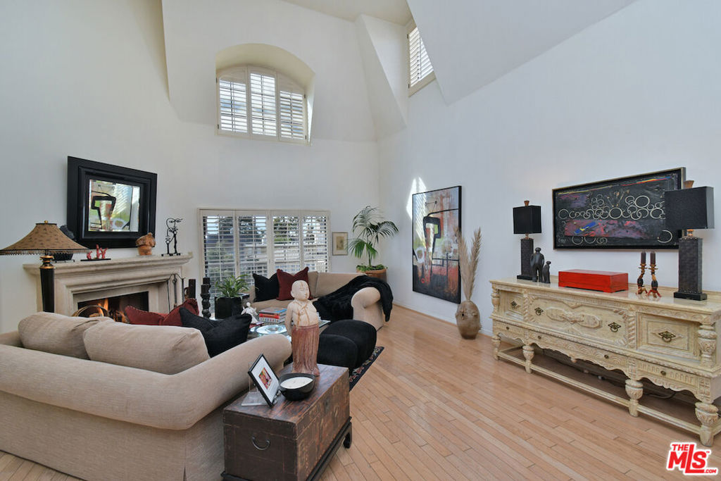 1936 Pelham Avenue 301