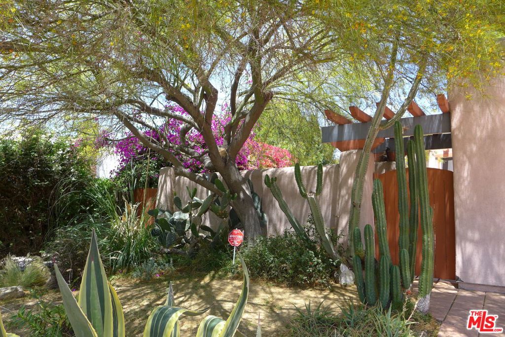 3124 Veteran Avenue