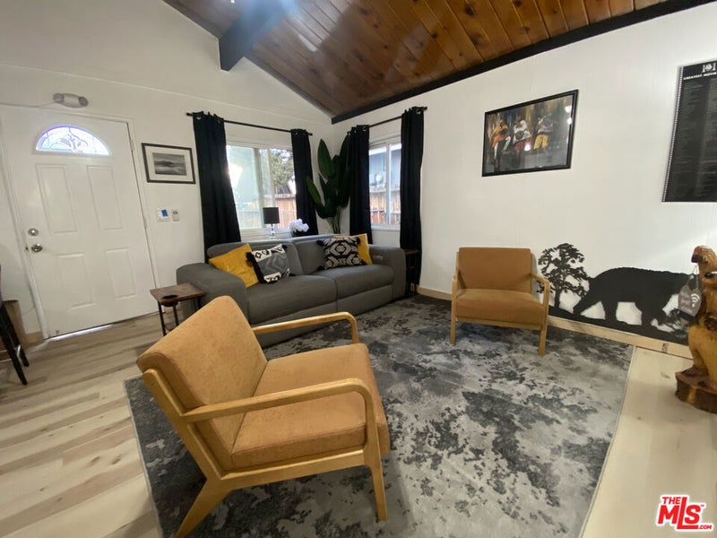 972 Pinon Lane