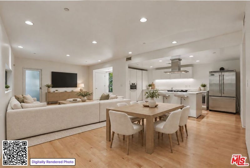 825 N Kings Road 1