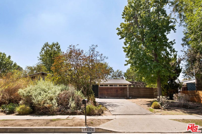 17508 Vintage Street