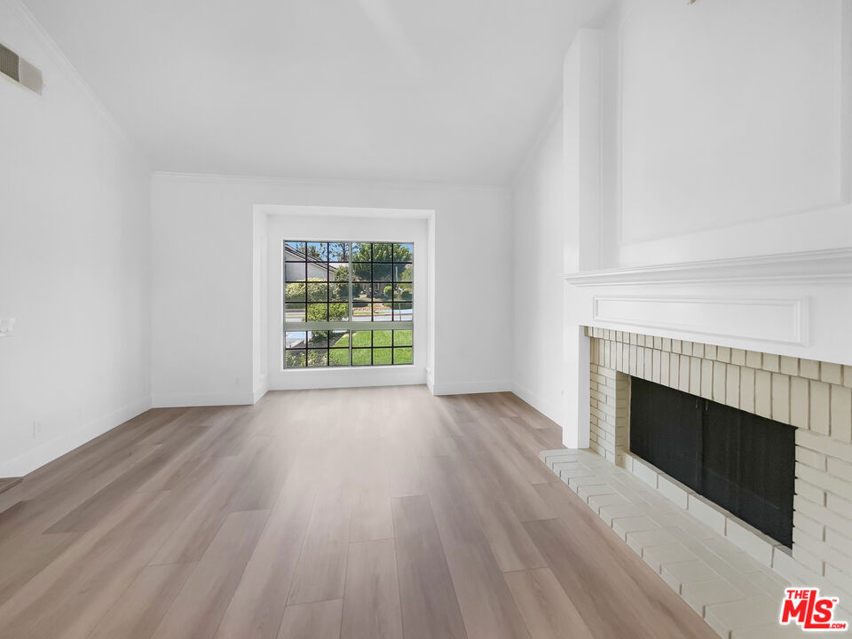 7840 Hillary Drive