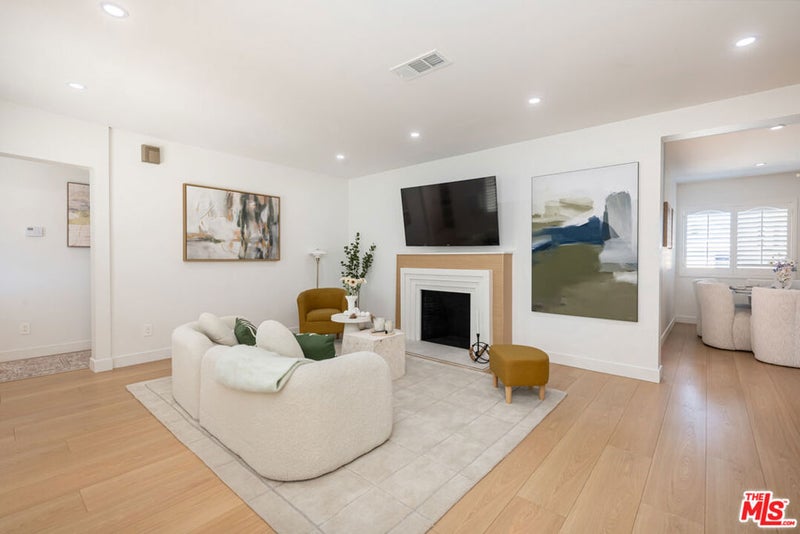2701 W 84th Street