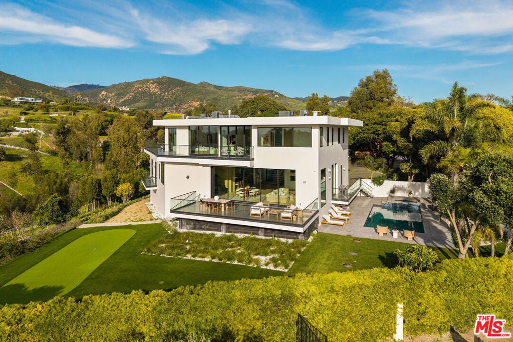 5931 Kanan Dume Road