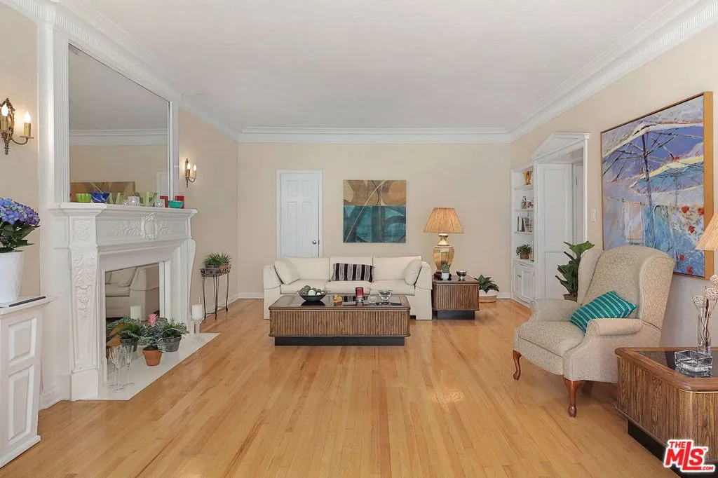 Los Angeles, California 90006, United States, 1 Bedroom Bedrooms, ,1 BathroomBathrooms,Residential,Active,143783