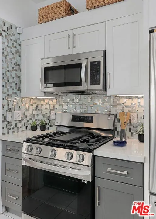 Los Angeles, California 90006, United States, 1 Bedroom Bedrooms, ,1 BathroomBathrooms,Residential,Active,143783