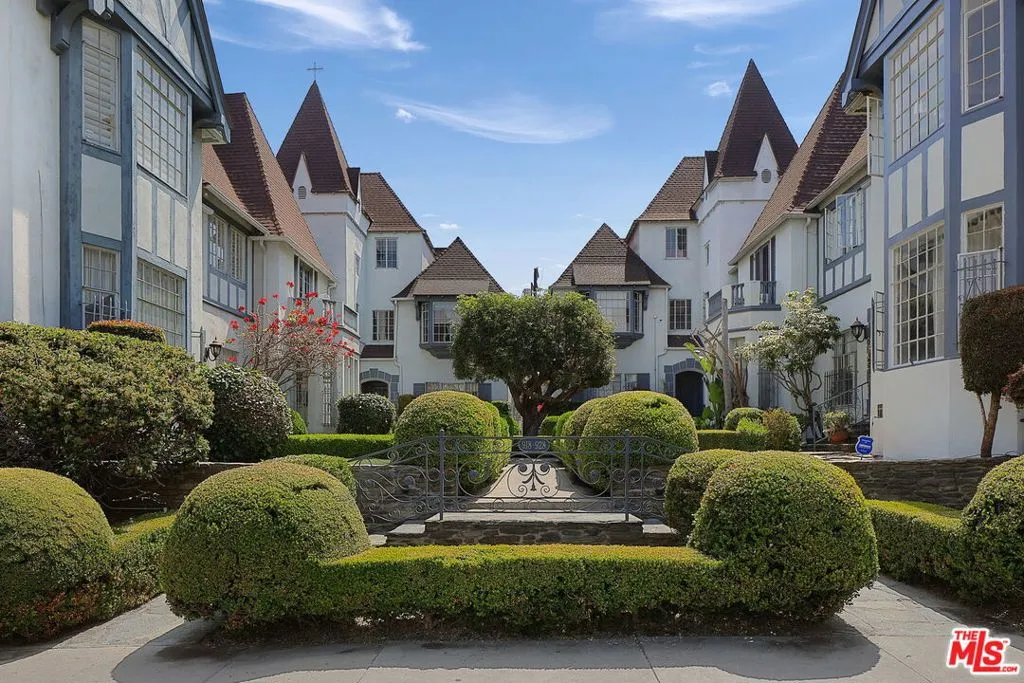 Los Angeles, California 90006, United States, 1 Bedroom Bedrooms, ,1 BathroomBathrooms,Residential,Active,143783