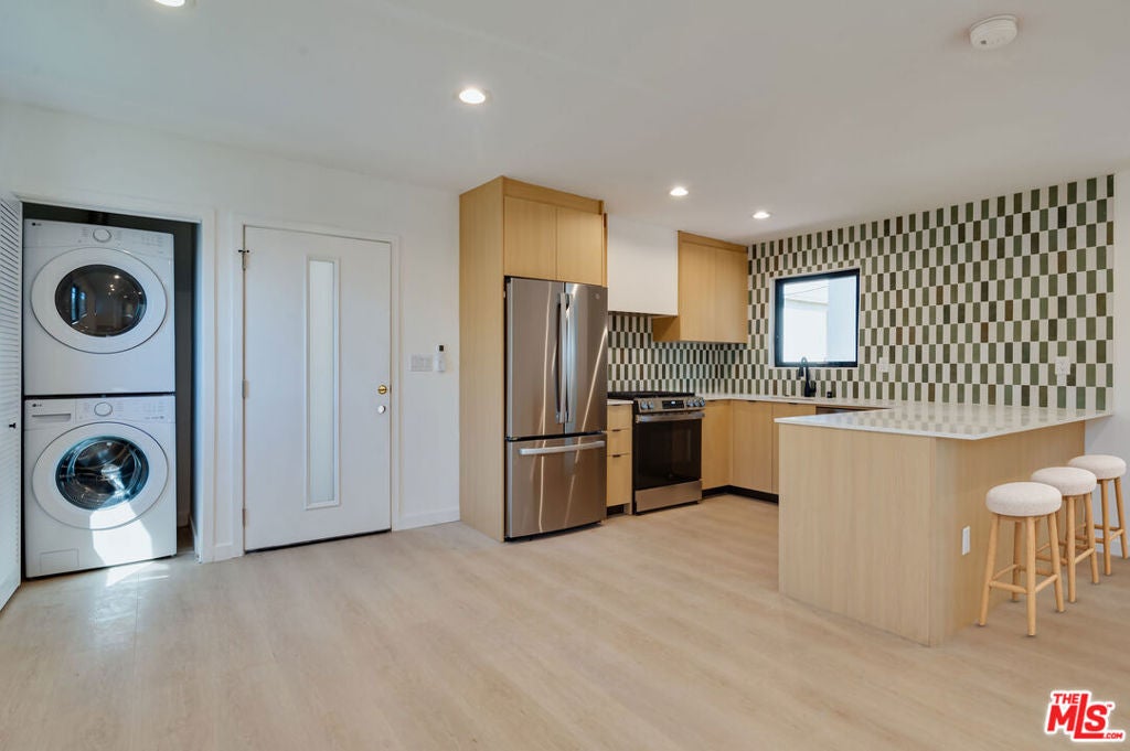 1223 Havenhurst Drive 8