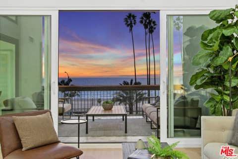 Photo of 1025 Ocean Avenue #302, Santa Monica, CA 90403 (MLS # 26844701)