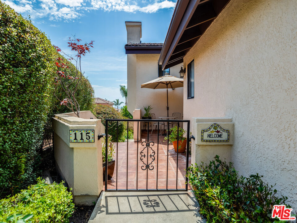 115 Searidge Court