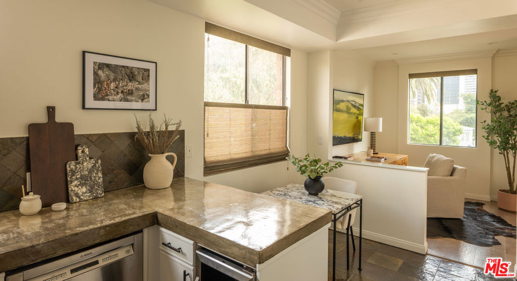 Properties 4 235 S Tower Drive 301