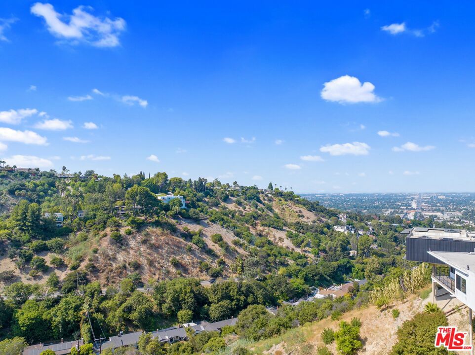 3654 Oakfield Drive