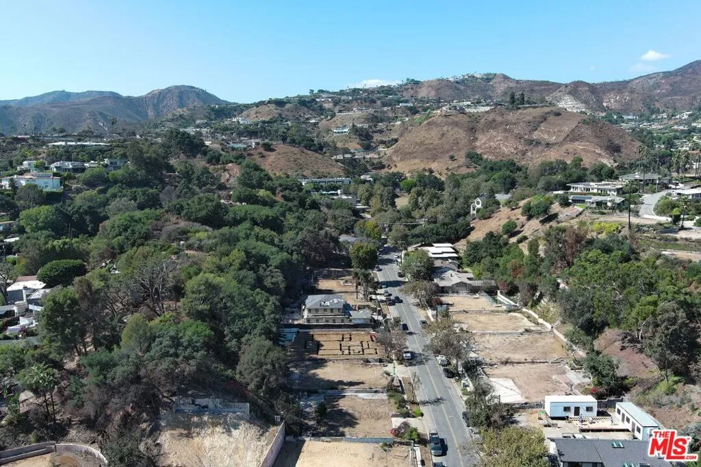 Pacific Palisades, California 90272, United States, ,Land,Active,233350