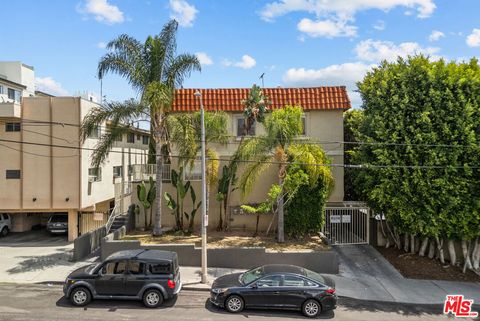 Photo of 1540 N FULLER Avenue #8, Los Angeles, CA 90046 (MLS # 26855623)