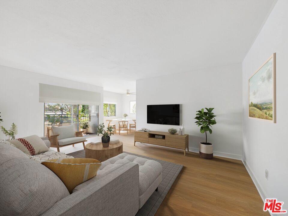 Properties 1 4553 Willis Avenue