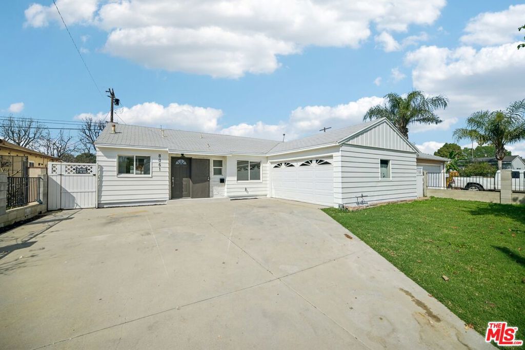 8061 Hesperia Avenue