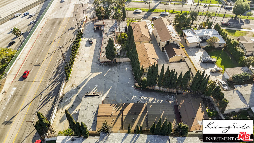 12127 S Figueroa Street