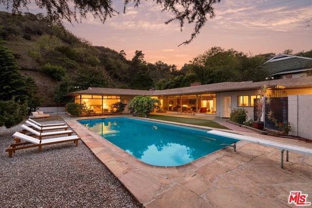 7230 Outpost Cove Drive, Los Angeles