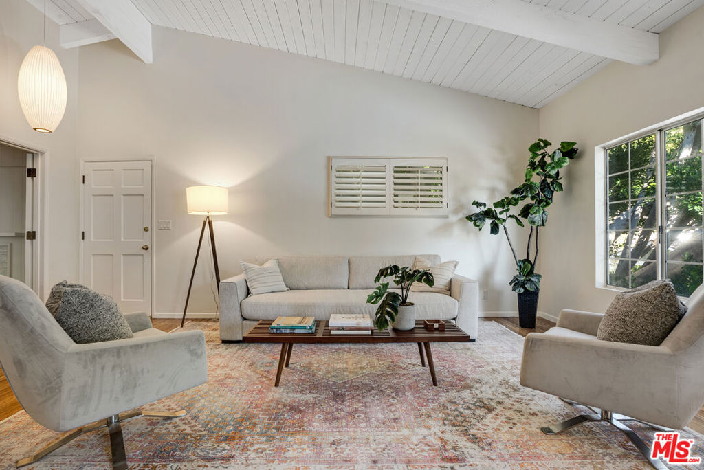 1115 N Beverly Glen Boulevard