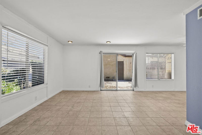 1532 Tern Court