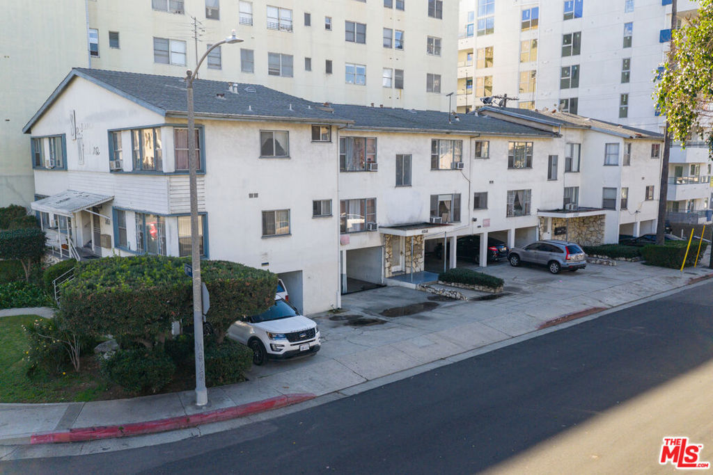 Properties 1 505 S Serrano Avenue