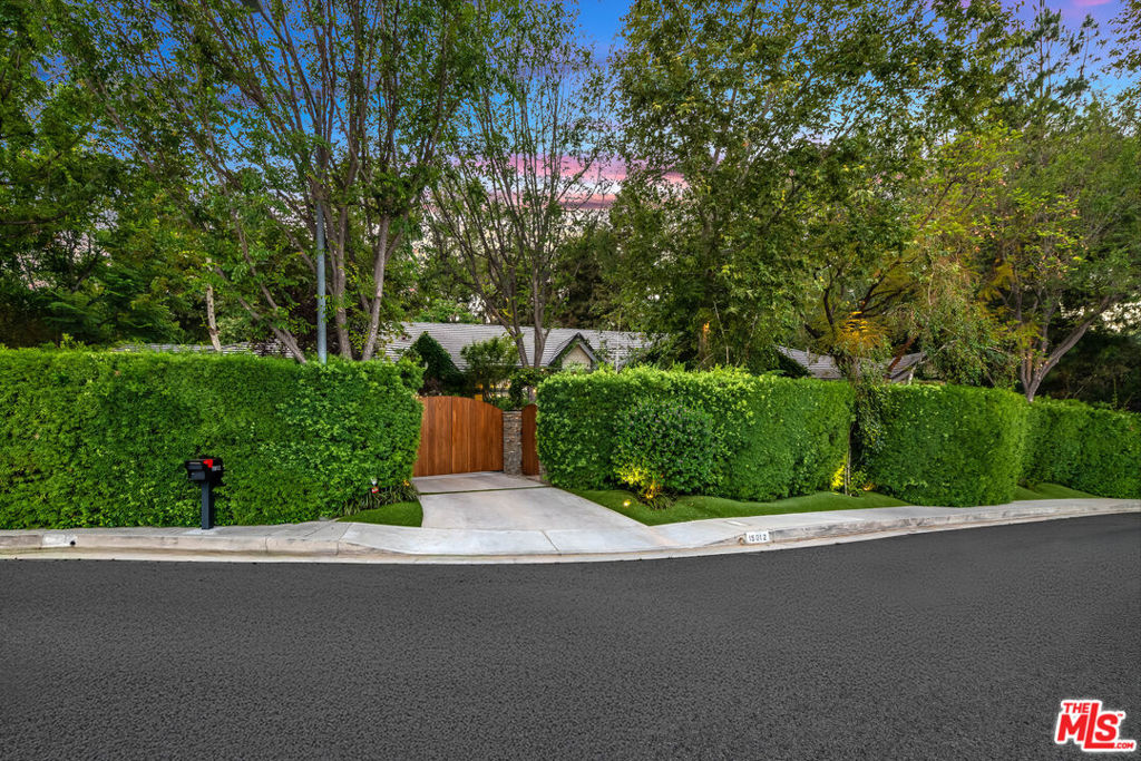 19012 Dorlon Drive