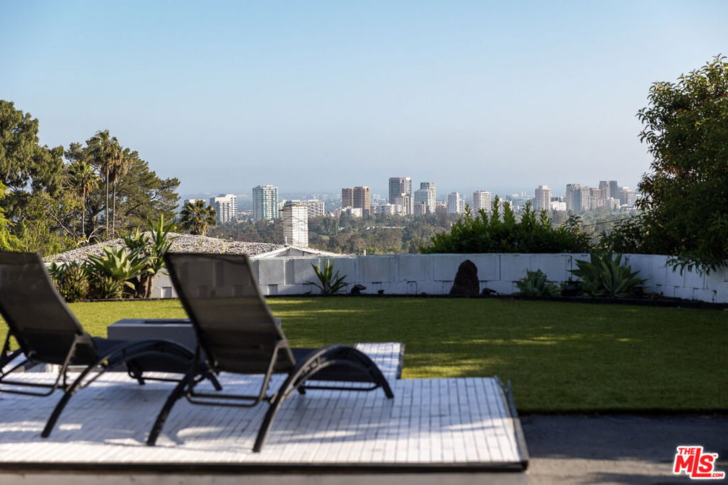 9924 Beverly Grove Drive