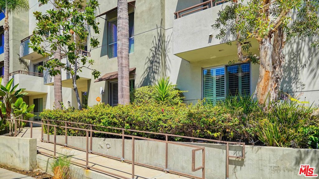 2240 S Beverly Glen Boulevard 103