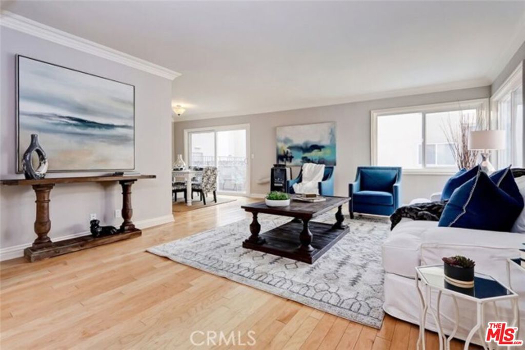 Properties 1 11646 Chenault Street 23