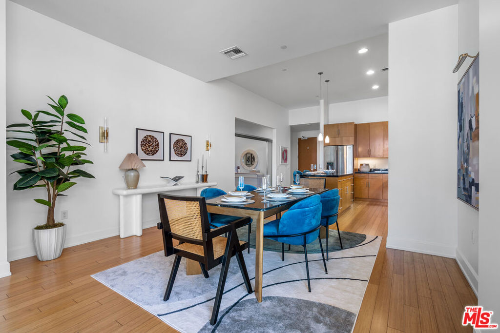 3223 W 6th Street 206