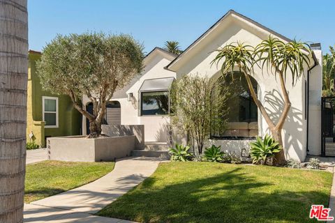 3039 Vineyard Avenue Los Angeles CA 90016
