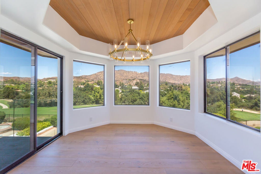 5109 LAKEVIEW CANYON Road