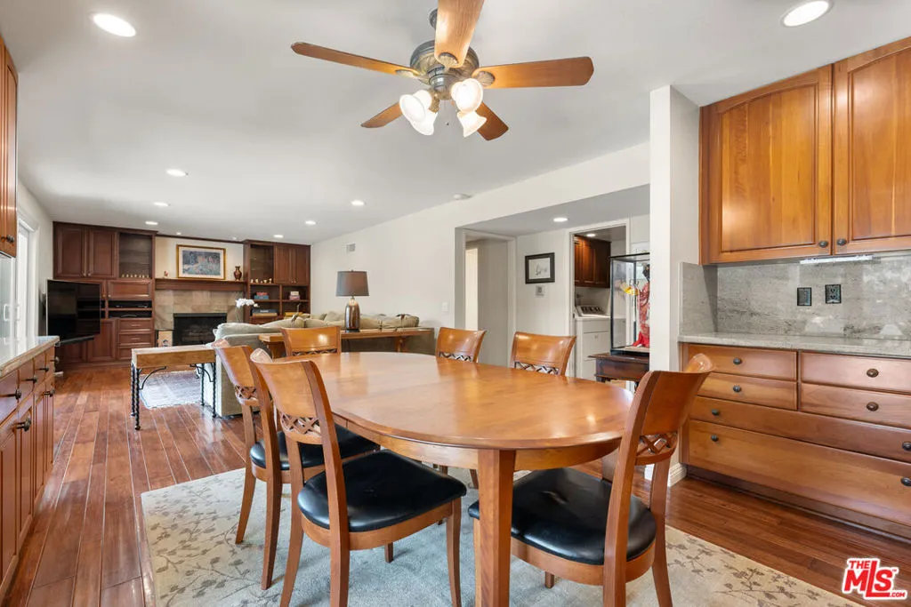 Villa Park, California 92861, United States, 4 Bedrooms Bedrooms, ,3 BathroomsBathrooms,Residential,Active,176942