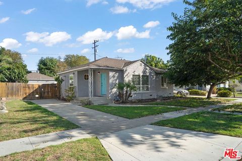 2420 Roycroft Avenue Long Beach CA 90815